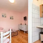 In - Insel Krk 13613 瓦比尼科